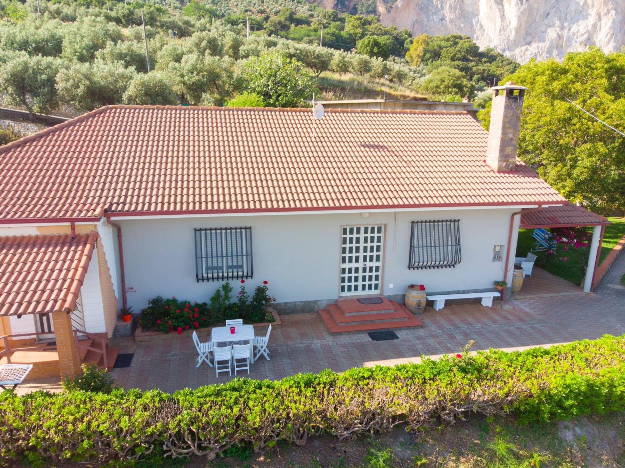 La Casa Di Nonna Villa Lamezia Terme Exterior photo